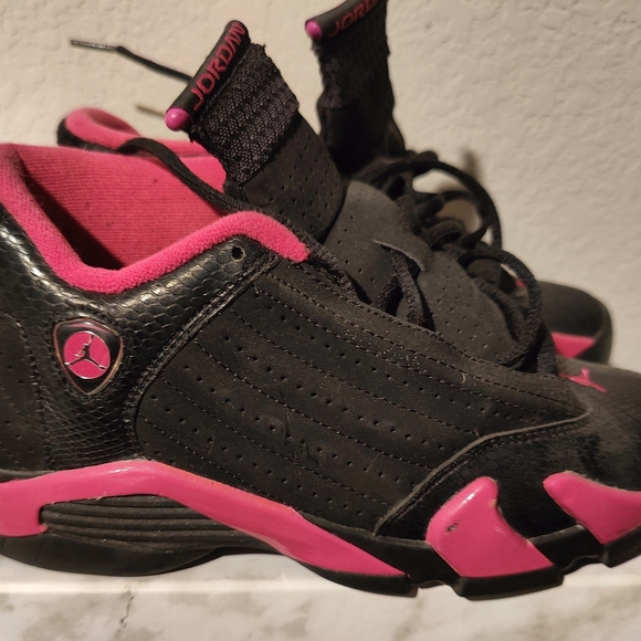 Jordan Air XIV sz. 4.5y or 6 wmn used - Picture 2 of 5